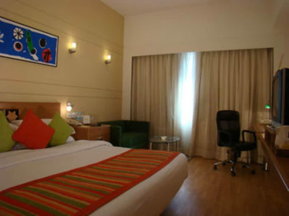 Lemon Tree Hotel Ченай Екстериор снимка