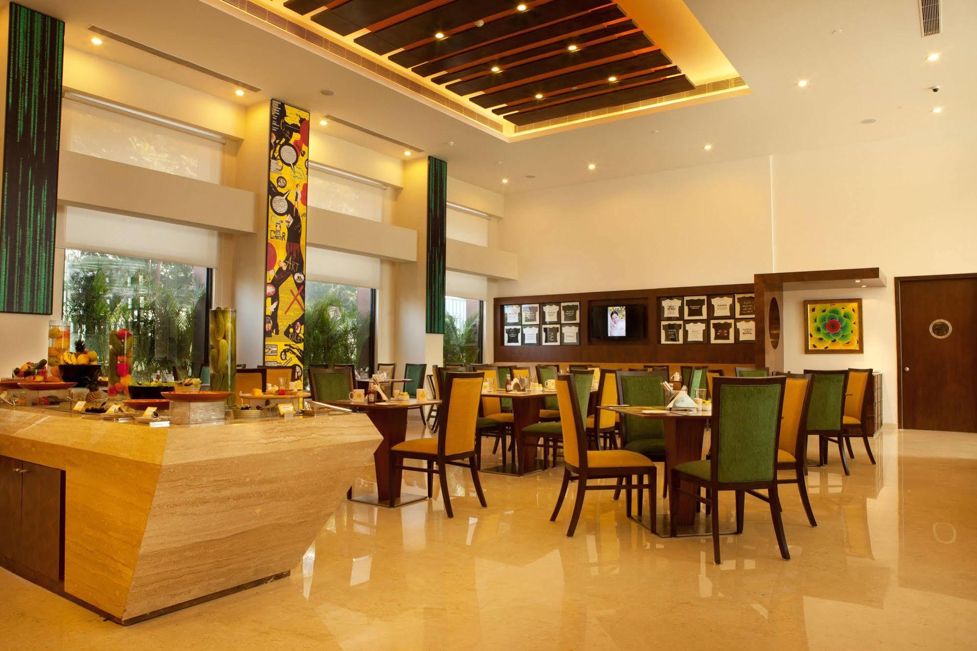 Lemon Tree Hotel Ченай Екстериор снимка